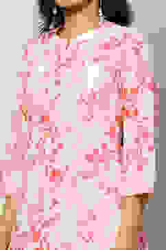 Pink Cotton Floral Printed Straight Indie Top image number 1