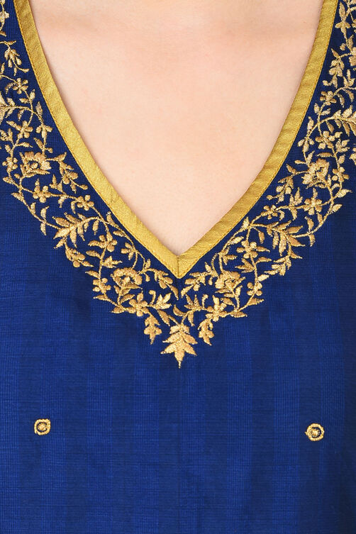 Indigo Straight Polyester Indie Top image number 4