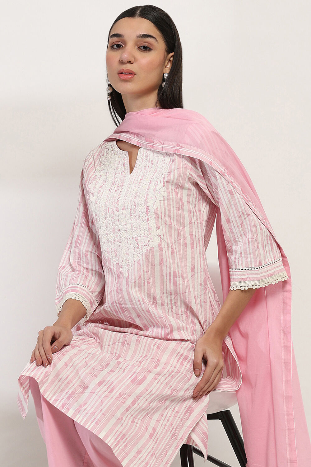 Blue Cotton Printed Straight Suit Set image number 7