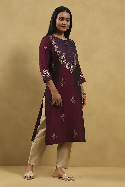 Wine Polyester Blend Printed Straight Kurta image number 4