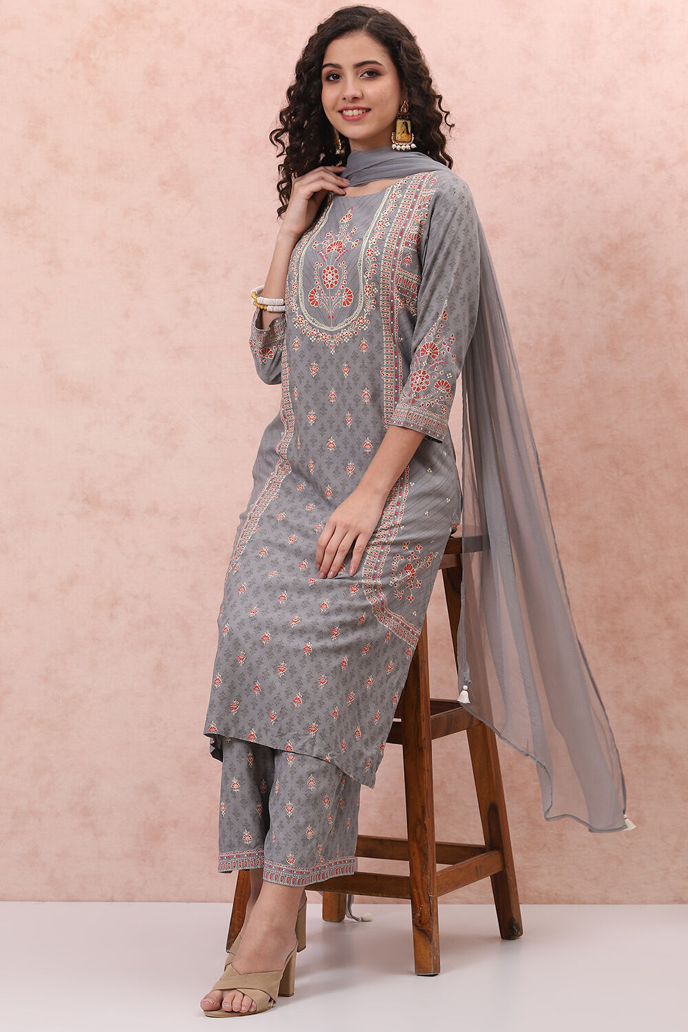 Grey LIVA Straight Suit Set image number 7