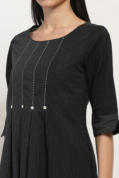 Black Cotton Straight Kurta image number 1