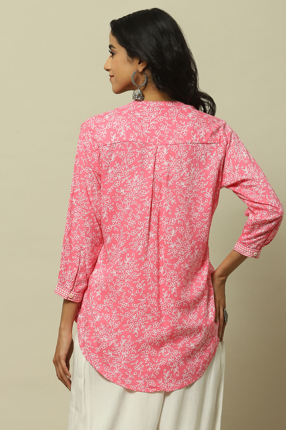 Pink Floral Printed Straight Indie Top image number 3