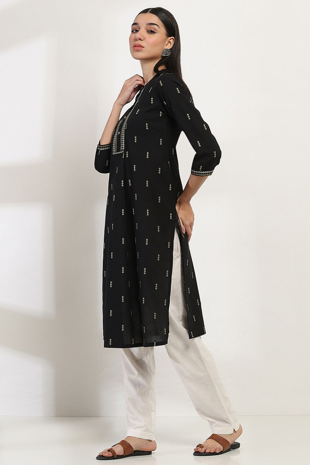 Black Cotton Printed Straight Kurta image number 2