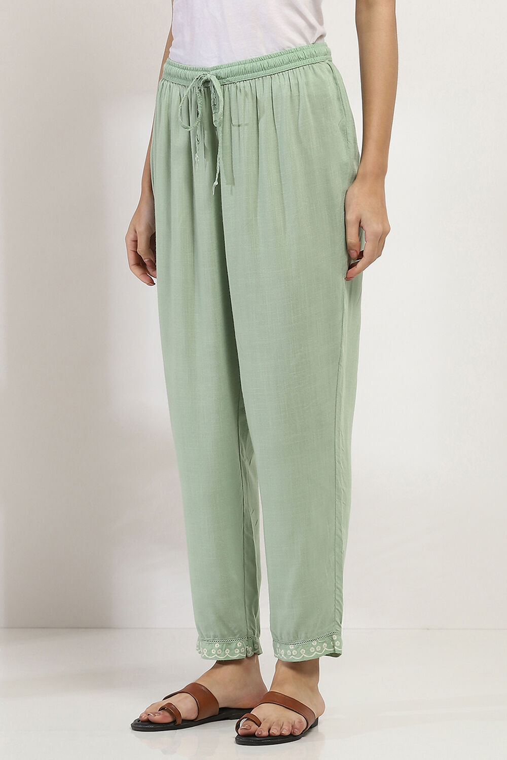 Sage Green Solid Regular Pants image number 6