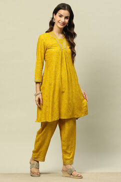 Yellow Rayon Kalidar Printed Kurta Palazzo Suit Set image number 5