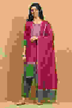 Pink Viscose Blend Solid Straight Suit Set image number 6