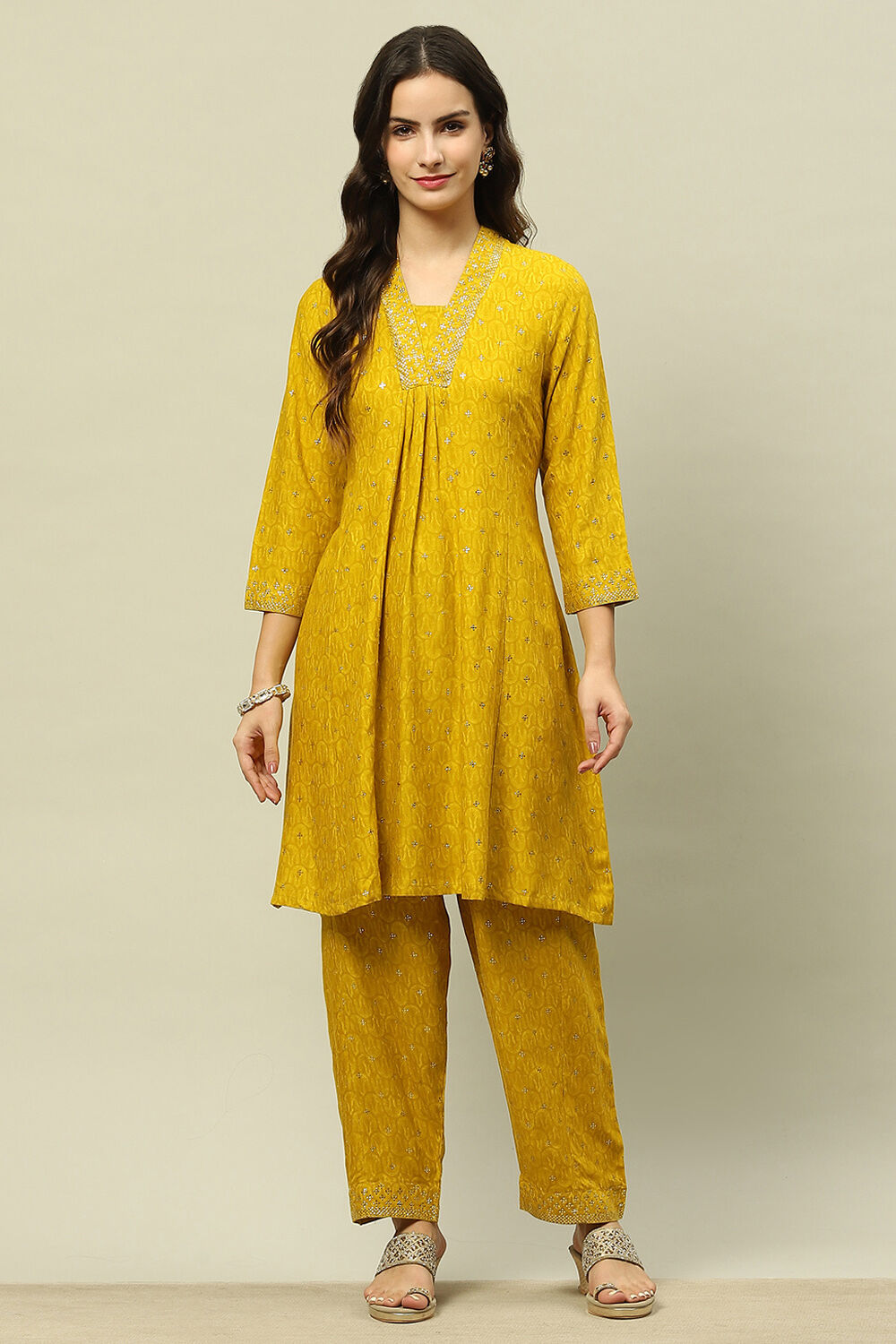 Yellow Printed Straight Co-ord Set image number 6