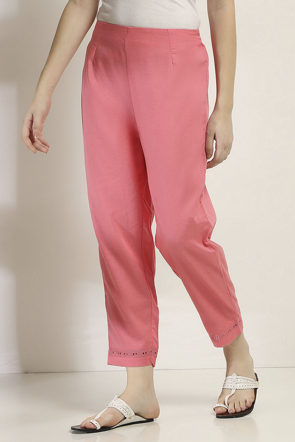 Coral Solid Regular Pants image number 2