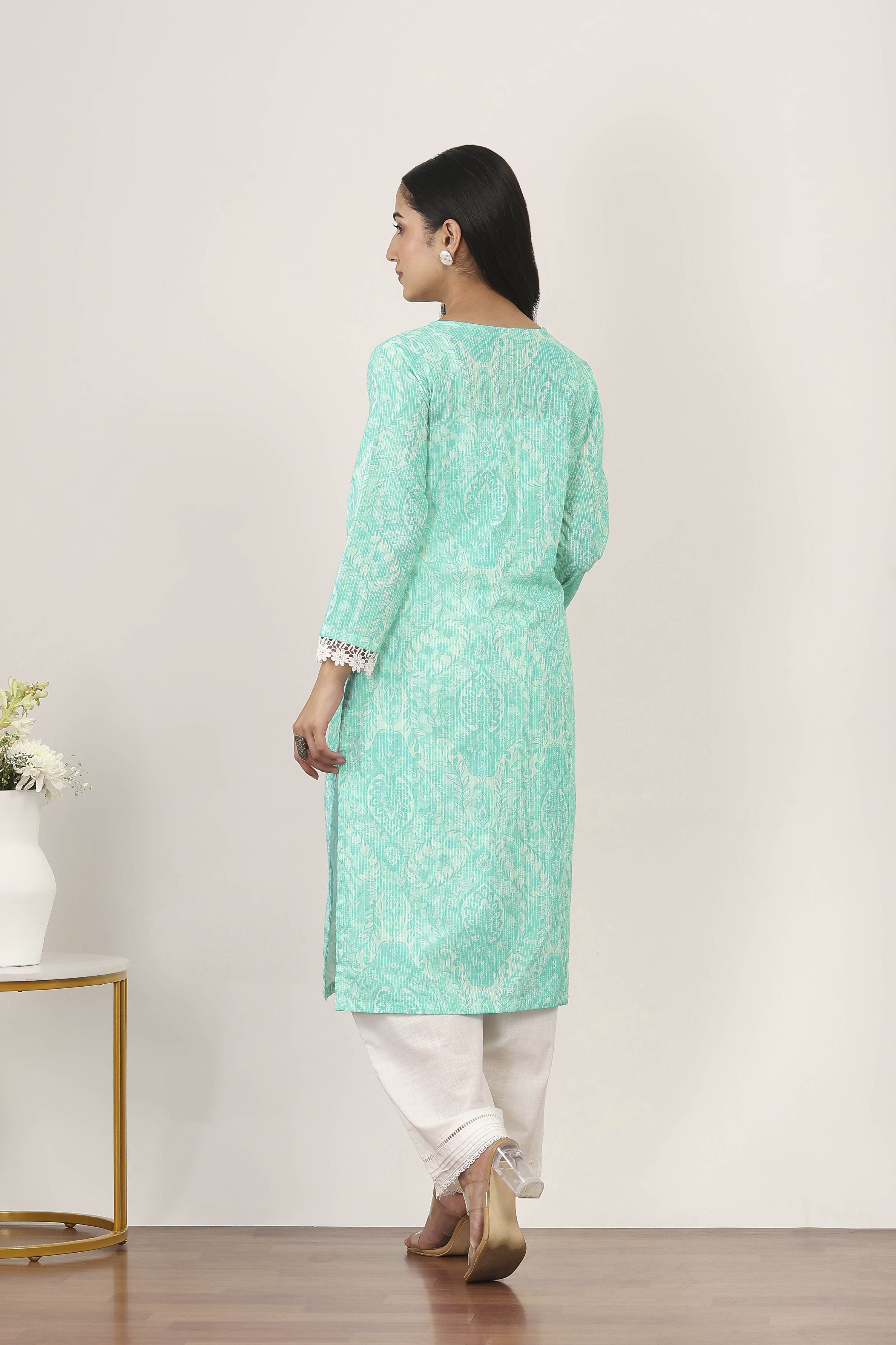 Blue Cotton Straight Kurtas image number 3