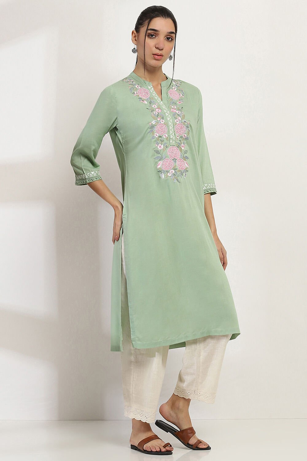 Sage Green Floral Straight Kurta image number 4