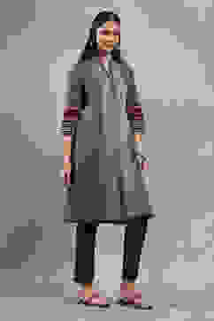 Black Cotton Textured Straight Kurta image number 4