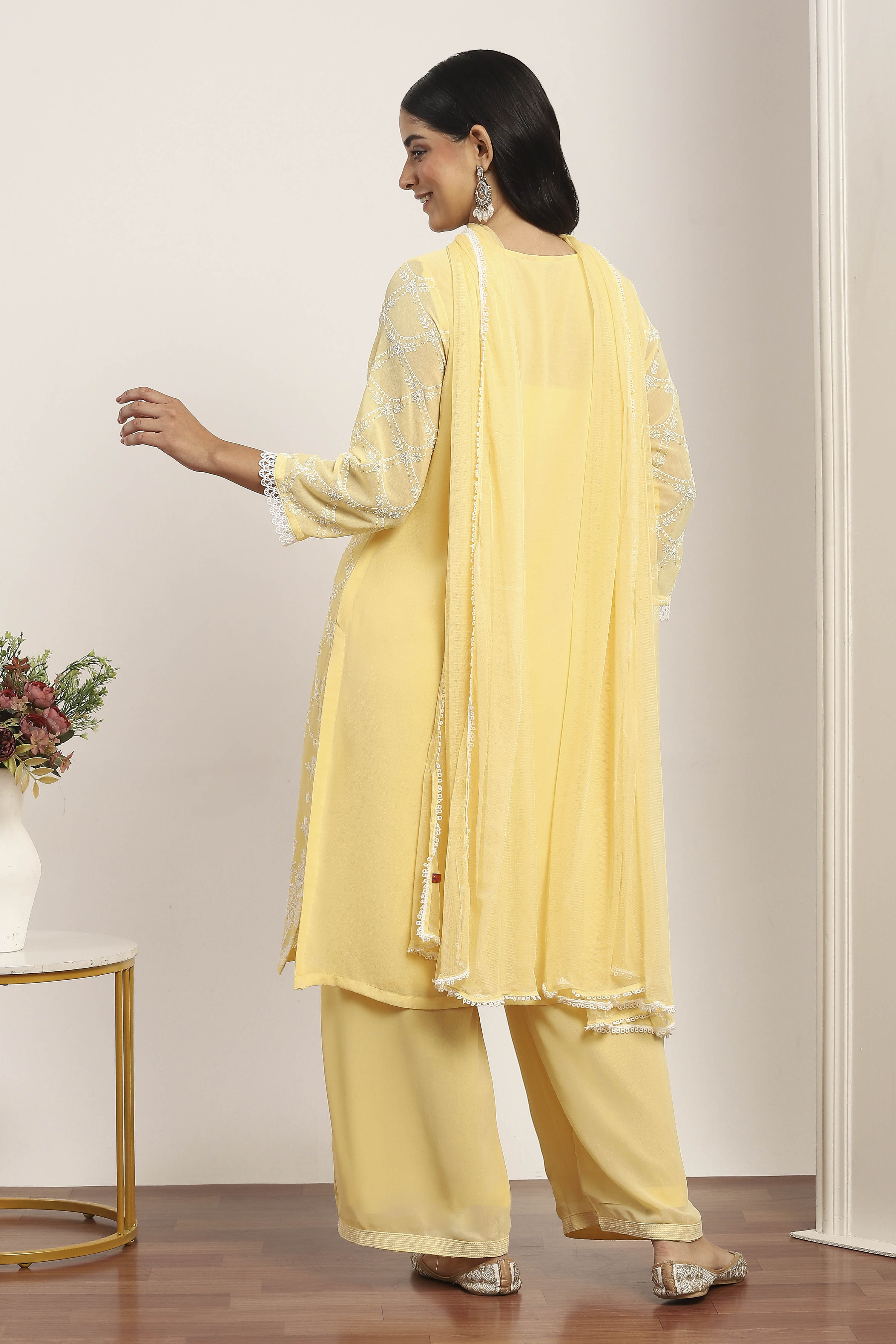 Yellow Polyester Straight Suit Sets image number 4
