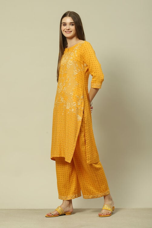 Yellow LIVA Straight Printed Kurta Palazzo Suit Set image number 3