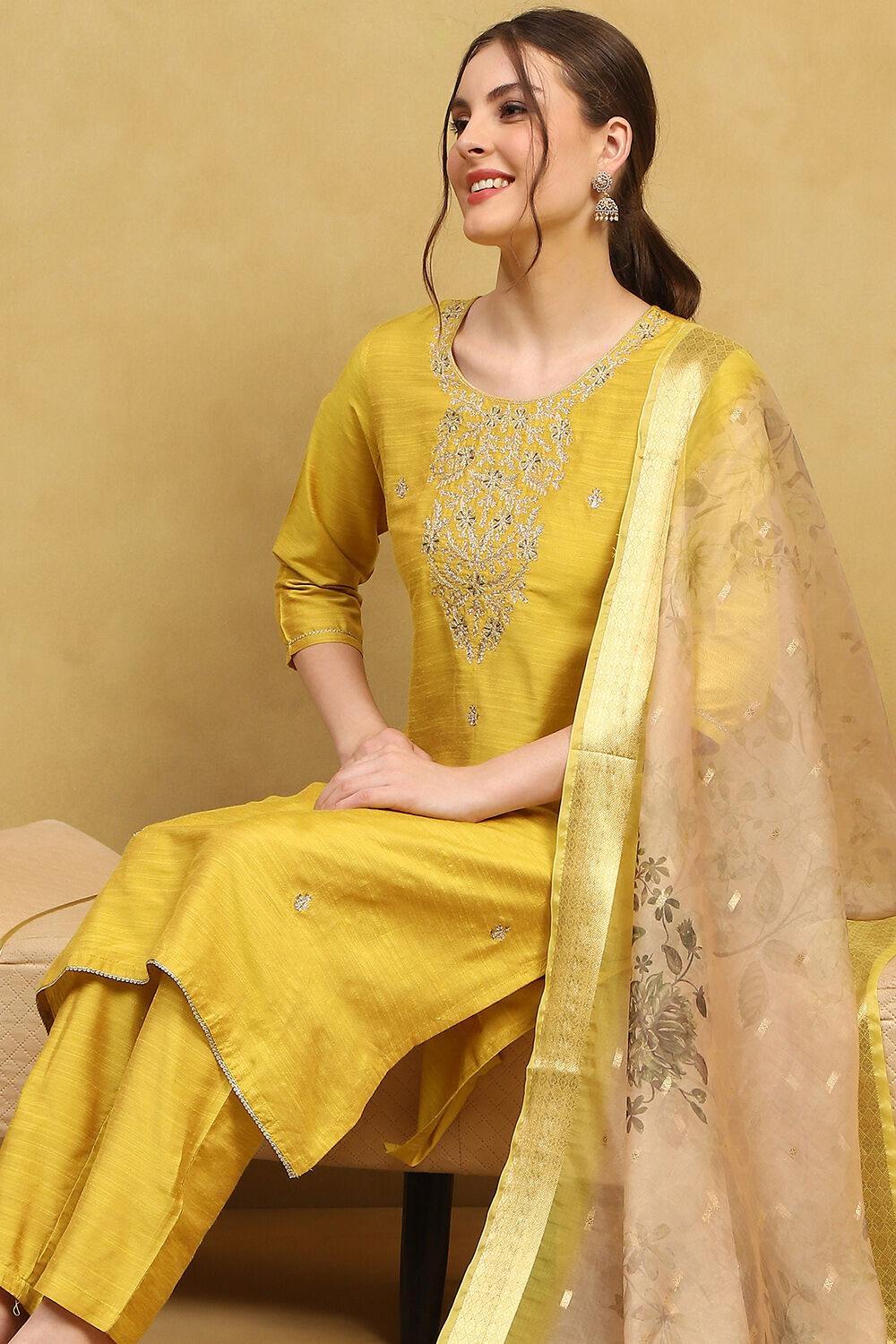 Yellow Viscose Blend Embroidered Straight Suit Set image number 7