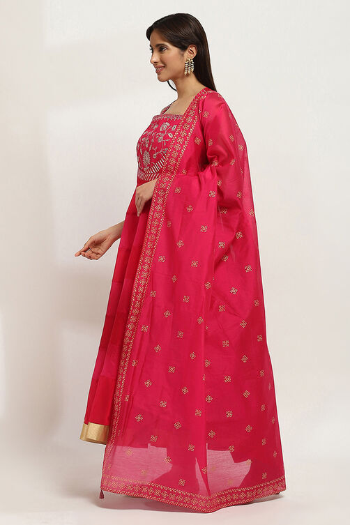 Gold Viscose Tiered Set image number 3