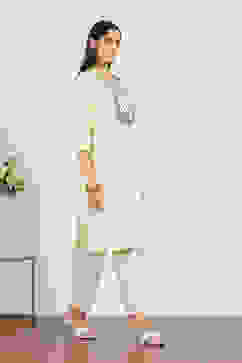 White Cotton Blend Cotton Flex Kurta Pants Set image number 5