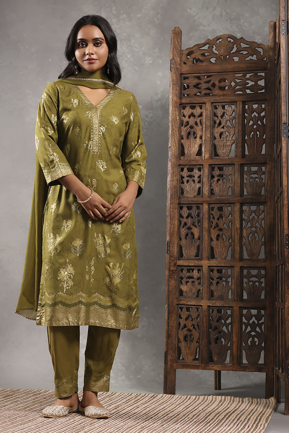 Lime Viscose Rayon Printed Straight Suit Set image number 7