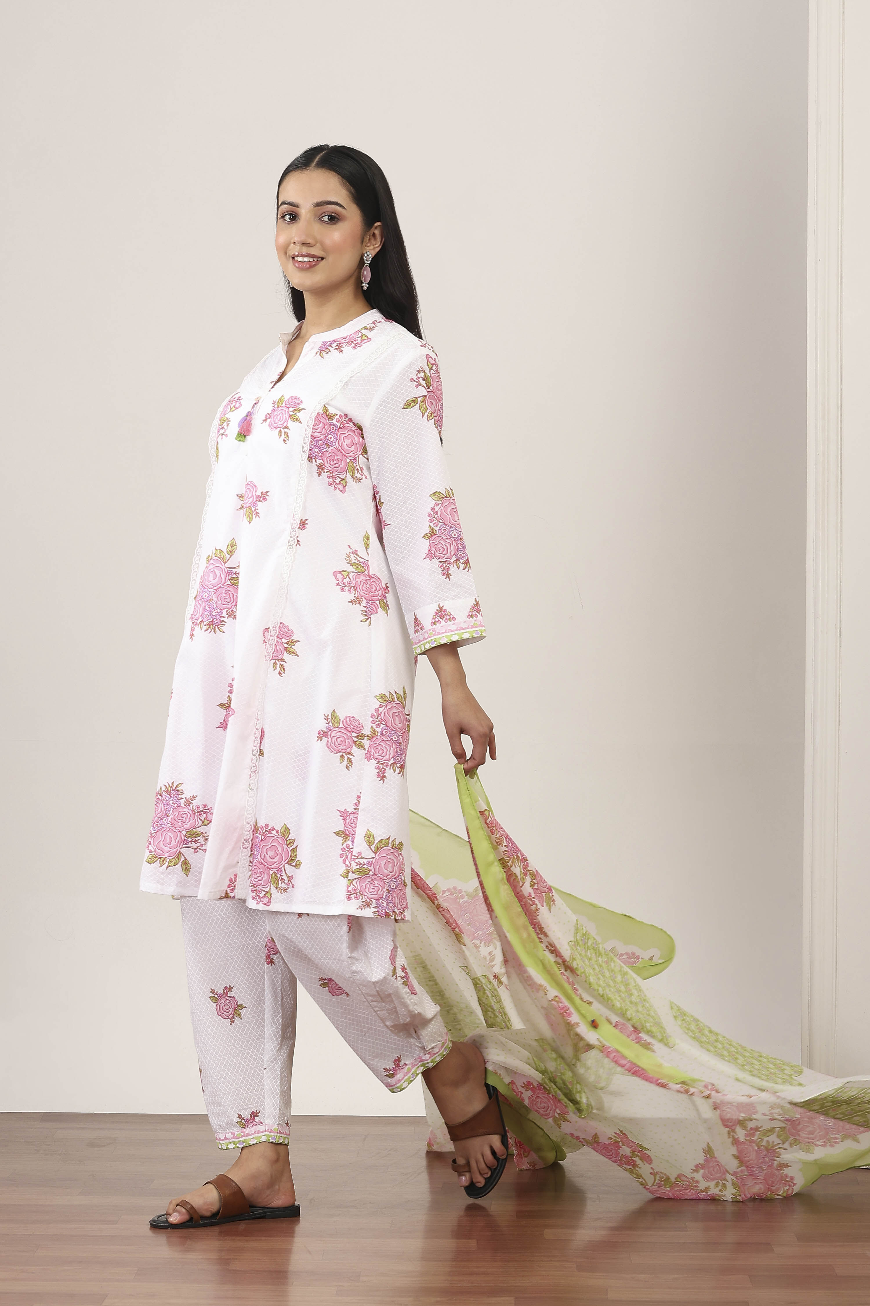 White Cotton A-Line Suit Sets image number 0