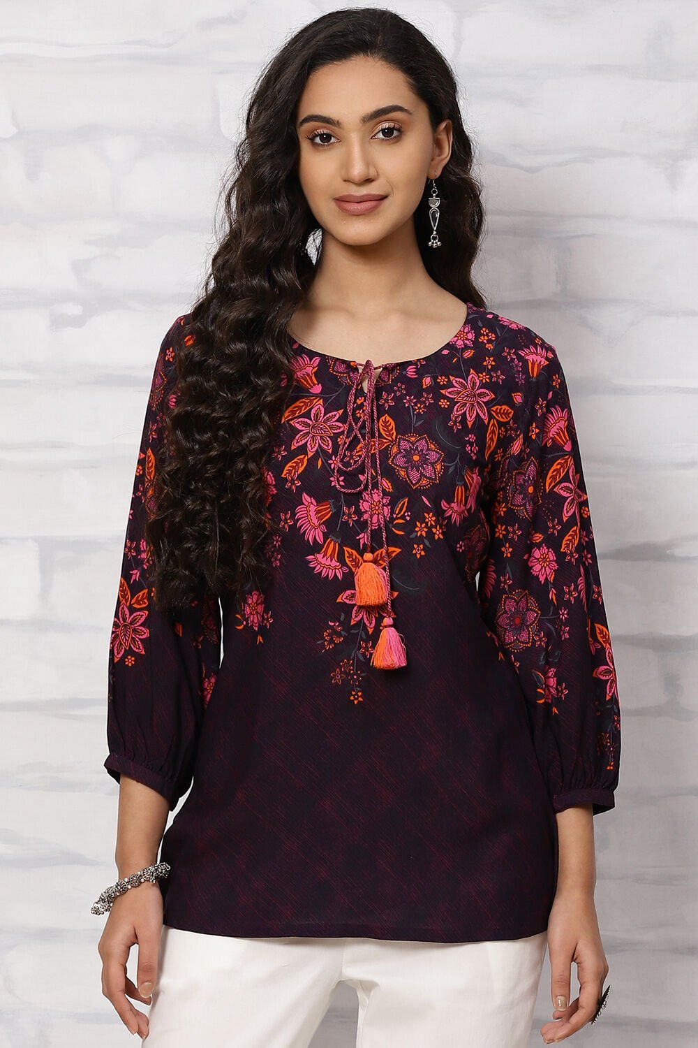 Rangriti discount short kurtis