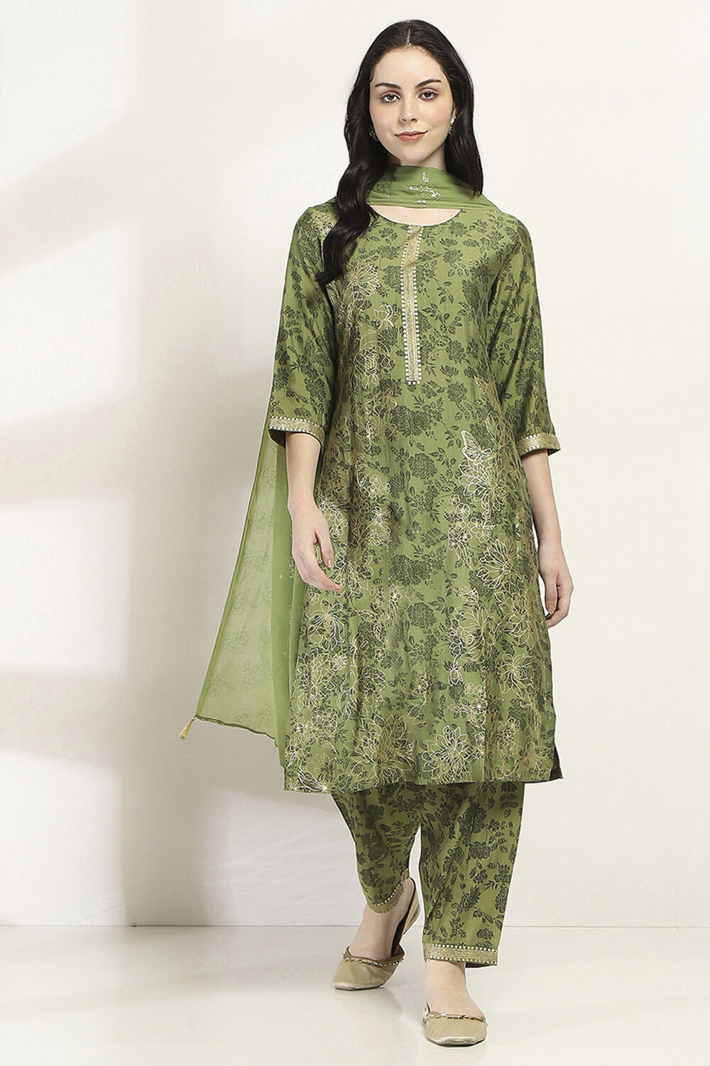 Green Floral Straight Suit Set image number 0