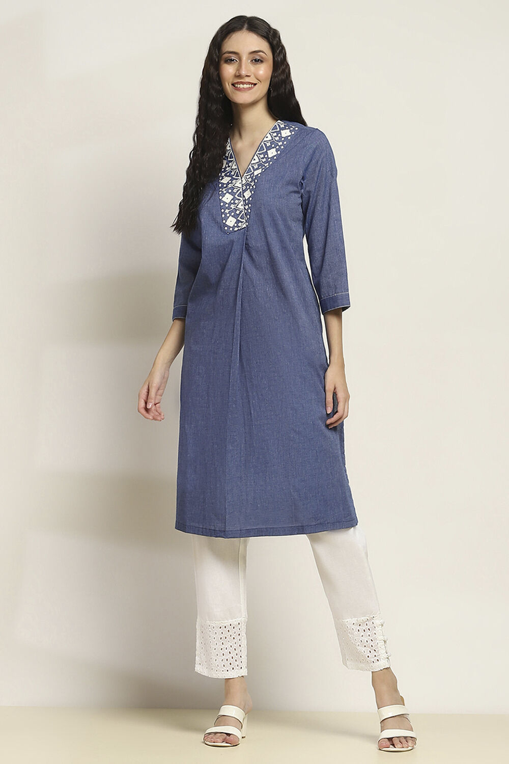Blue Cotton Solid Straight Kurta image number 5