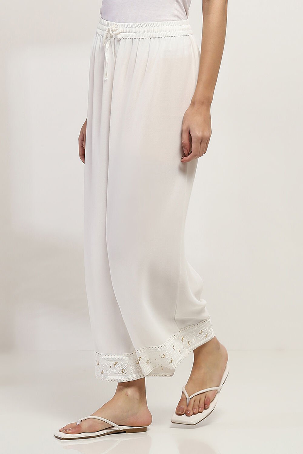 White Solid Straight Palazzos image number 2