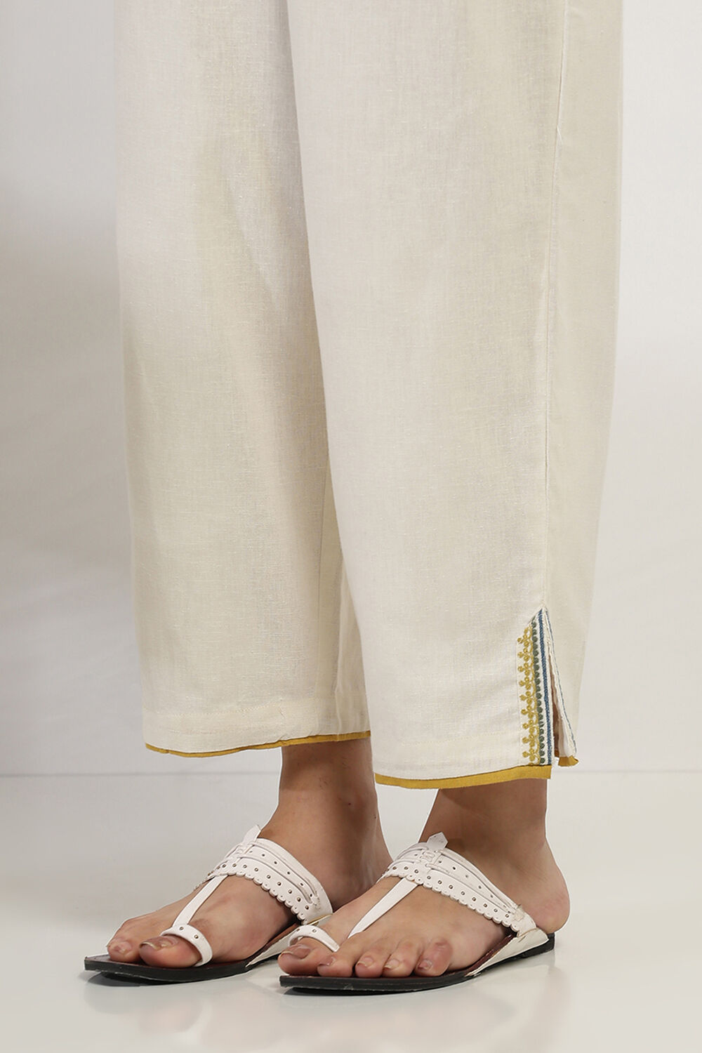 Off-White Cotton Blend Straight Kurta Set image number 7