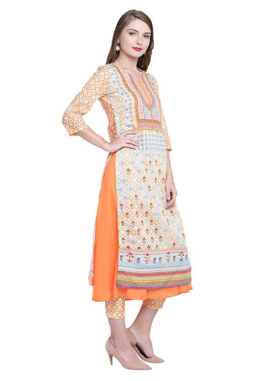 Beige Flared Polyester Kurta image number 4