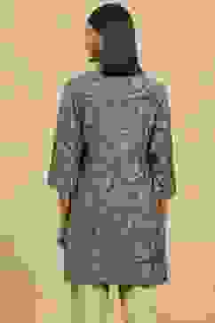 Navy Viscose Blend Printed Straight Top image number 3