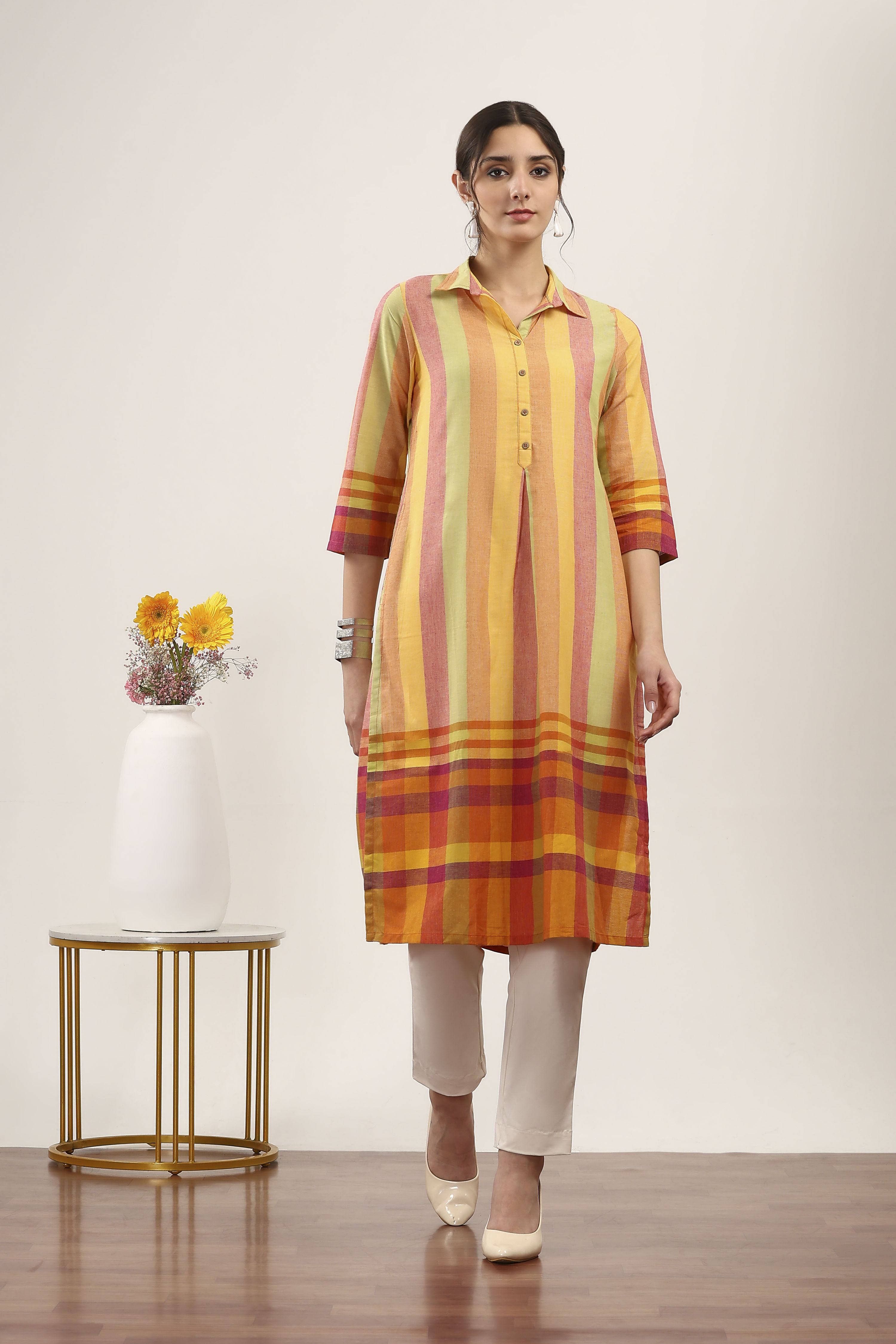 Blue Cotton Straight Kurtas image number 5