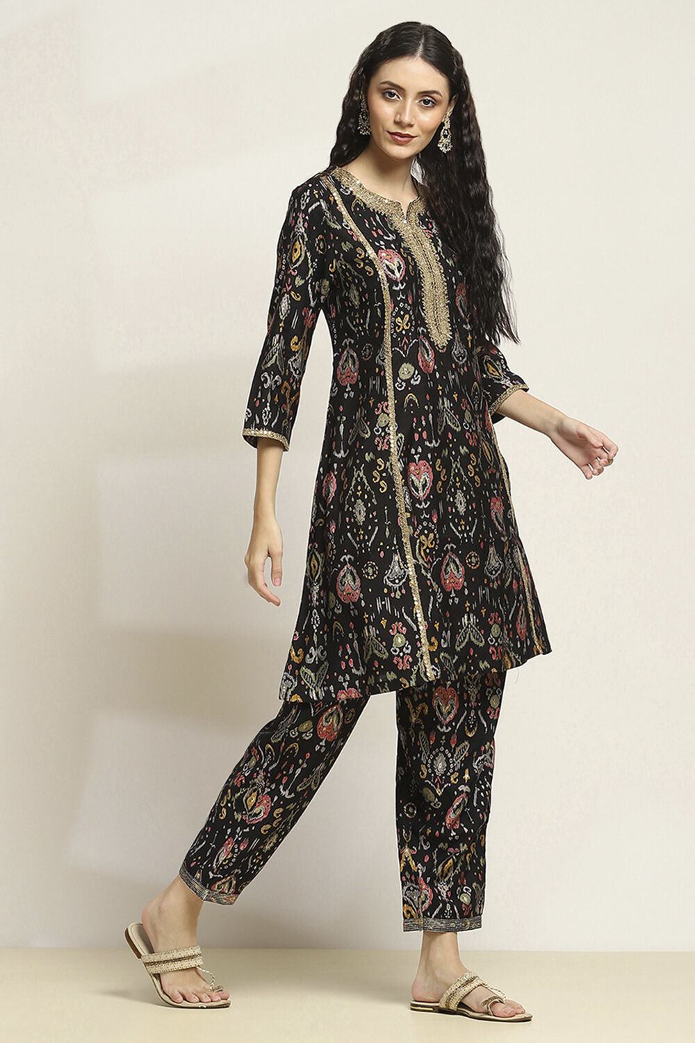 Black Viscose Blend Printed A-Line Kurta Pants Set image number 5