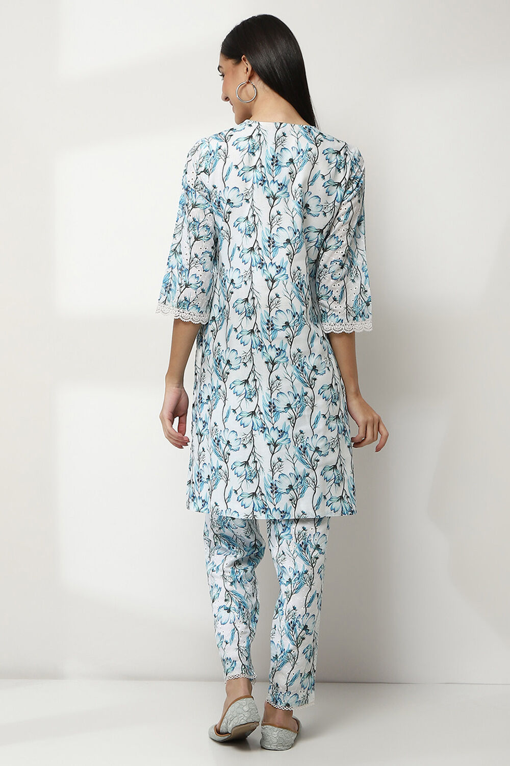 White and Blue Cotton Straight Co-ord Set image number 4