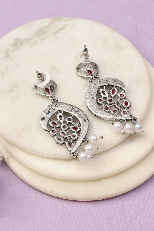 Pink Oxidised Alloy Earrings image number 2