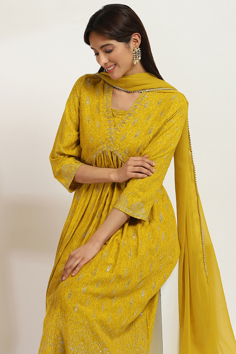 Yellow Rayon Slub Gathered Printed Kurta Palazzo Suit Set image number 0
