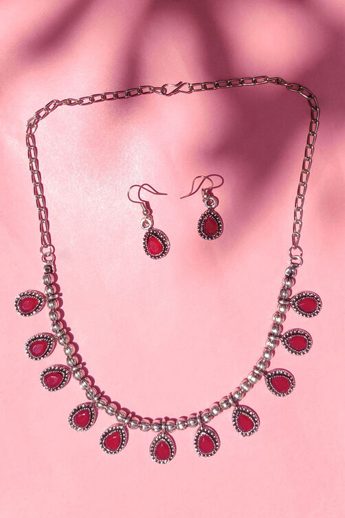 Red Metal Brass Necklace image number 0