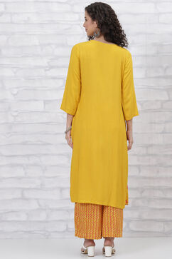 Yellow LIVA Straight  Kurta Pants Set image number 4