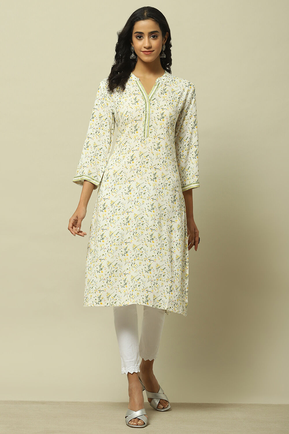 White Floral Printed Straight Kurta image number 5