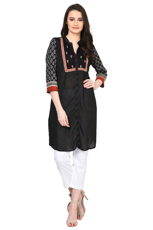 Rangriti Black Straight Cotton Indie Top image number 0