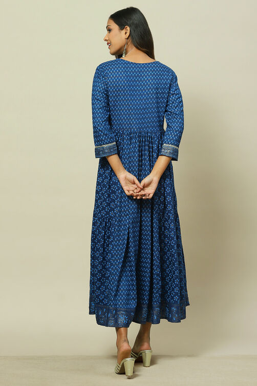 Blue Viscose Tiered Dress image number 4