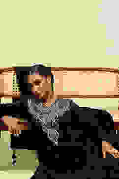 Green Poly Velvet Straight Solid Kurta Palazzo Suit Set image number 7