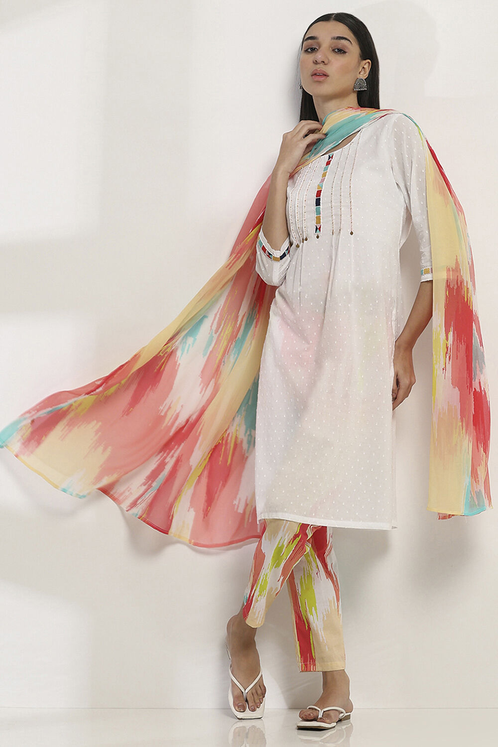 White Cotton Straight Suit Set image number 0