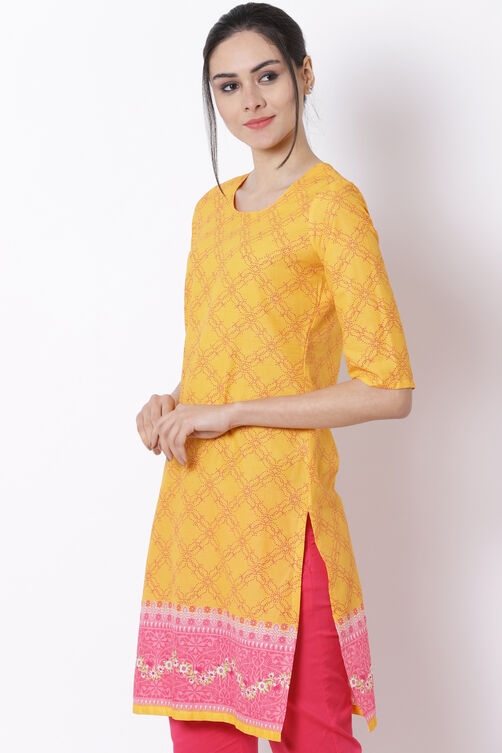 Yellow Cotton Straight Kurta image number 3