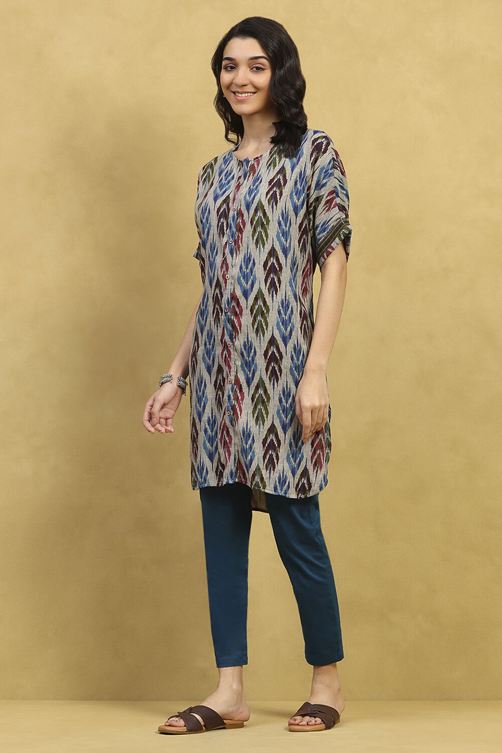 Grey Printed Straight Kurta image number 2