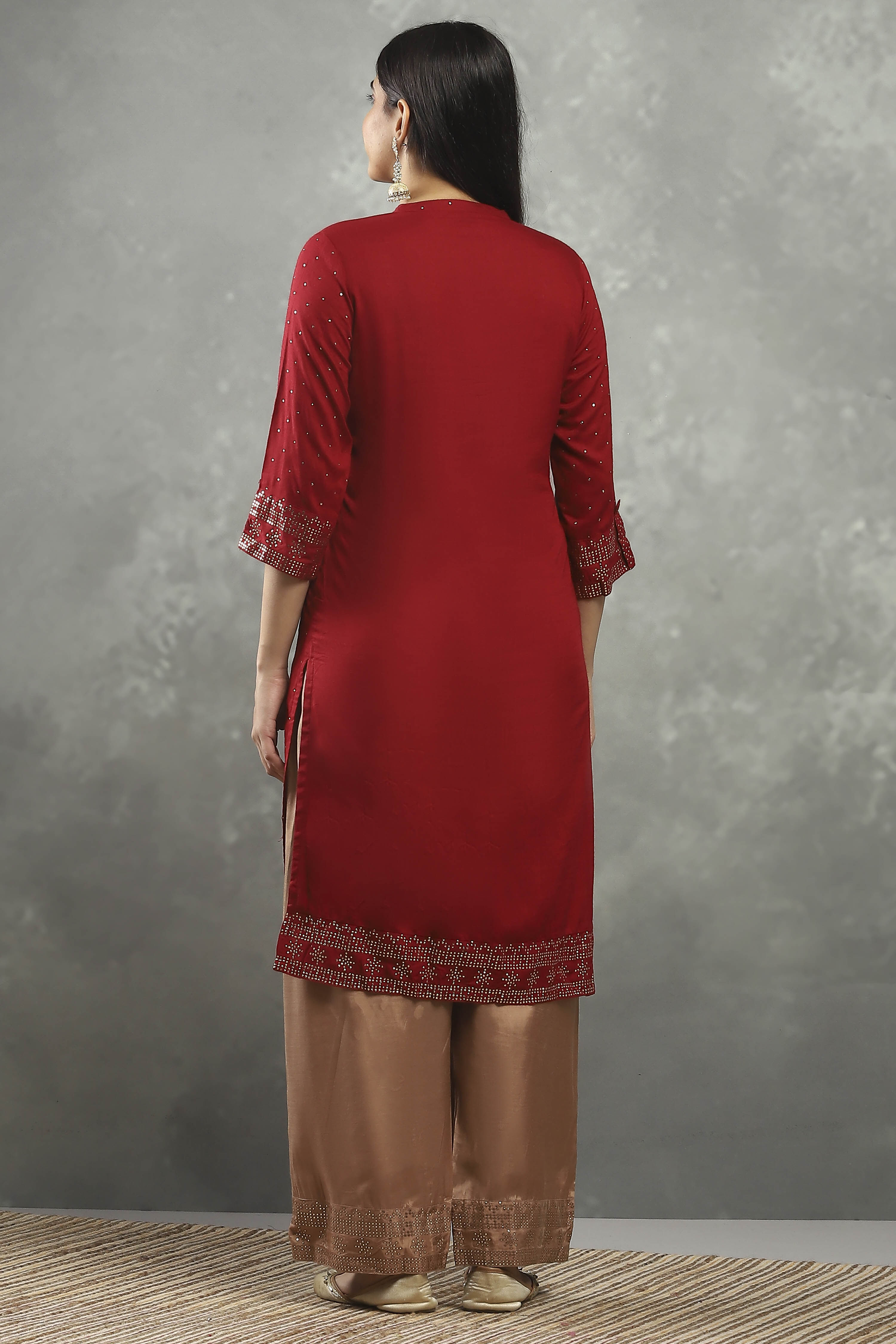 Maroon Viscose Straight Kurta Pants Set image number 4
