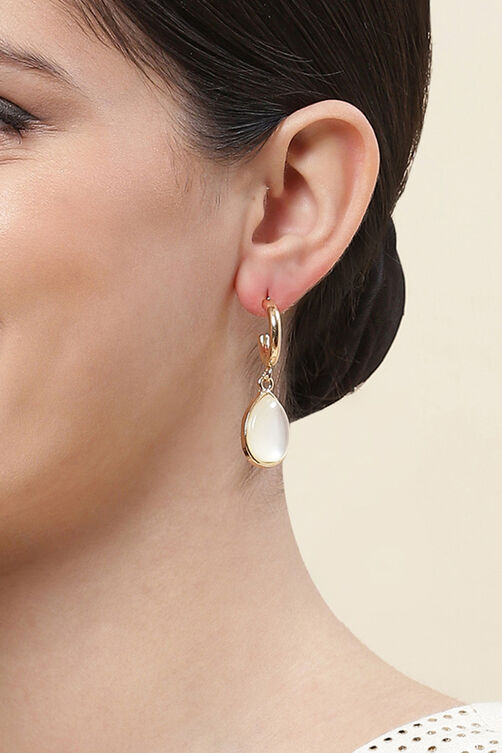 White Alloy Earrings image number 1