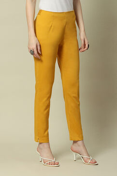 Yellow Poplin Lycra Slim Solid Slim Pants image number 3