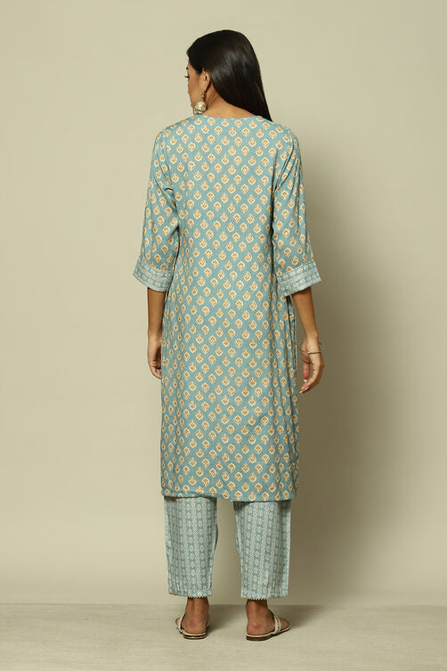 Blue Cotton Blend Straight Printed Kurta Palazzo Suit Set image number 4