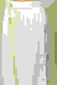 Off White Cotton Blend Straight Yarndyed Kurta Palazzo Suit Set image number 2