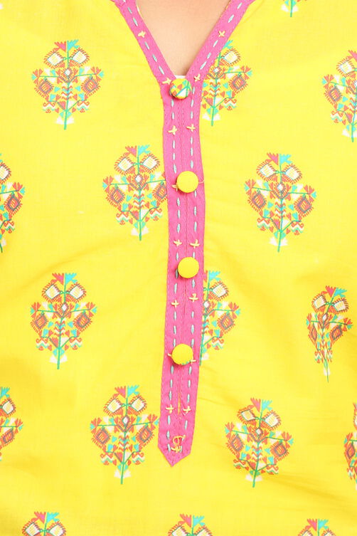 Yellow Straight Cotton Kurta image number 4